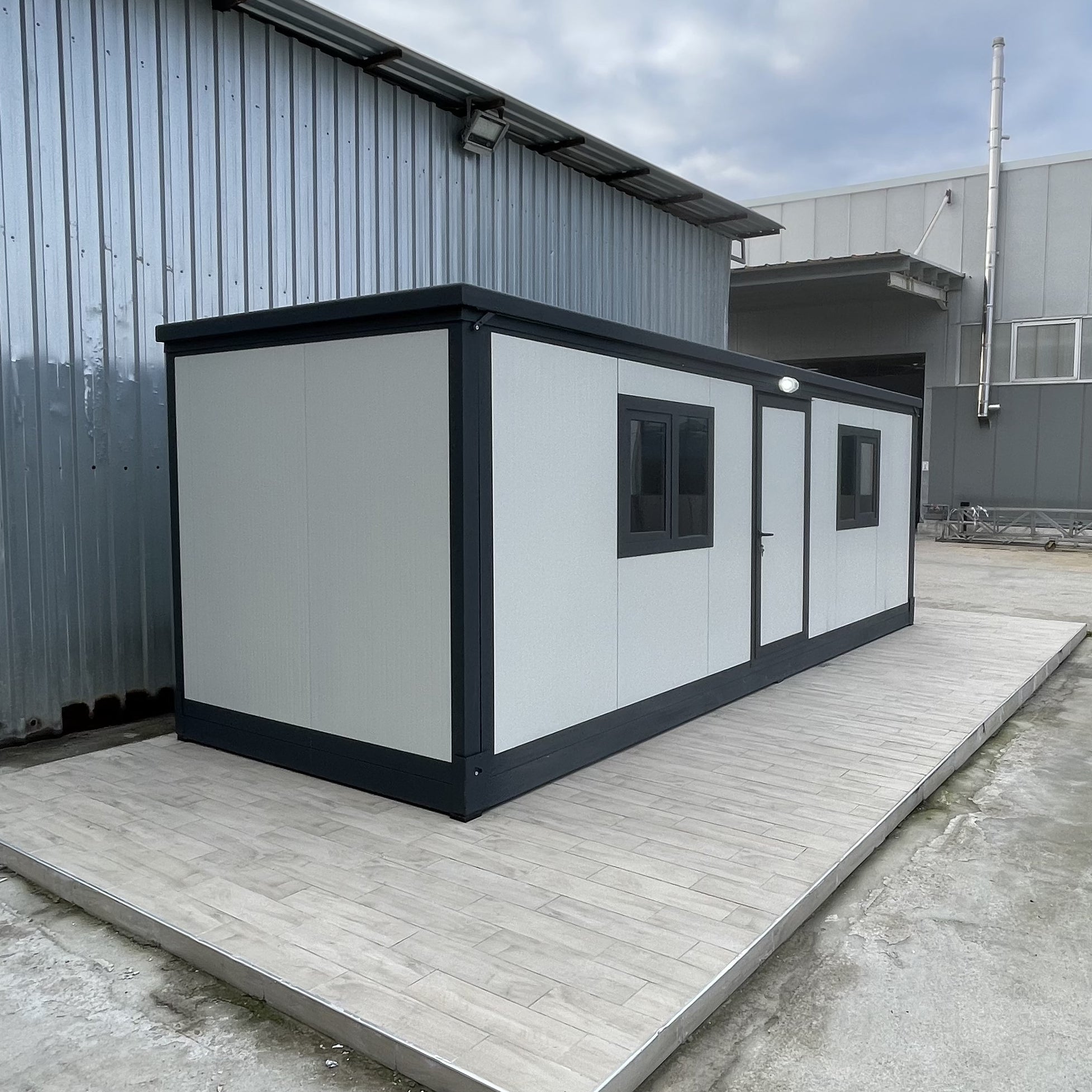 SnapNest - Liveable Aluminum Container House
